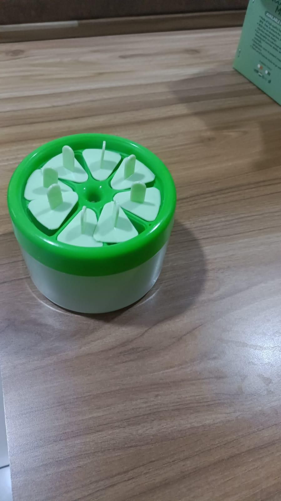 (Pack of 2) Reusable DIY 8 Pieces Ice Pop Mould