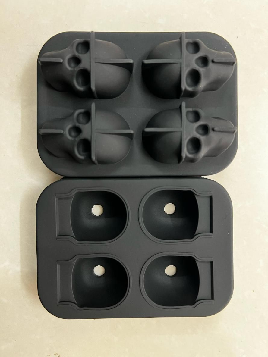 (Pack of 2) Skull Shaped Silicone 3D 4 Vivid Ice Cube Tray Mould Reusable Ice Maker For Chiling Whiskey Cocktail