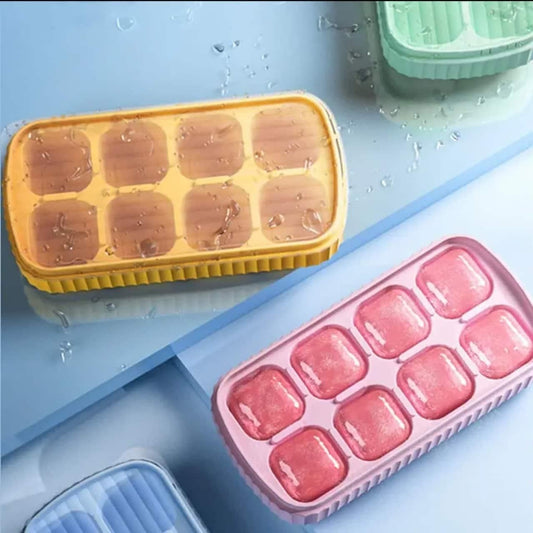 (Pack of 4) Mini Silicone Ice Cube Tray with Lid